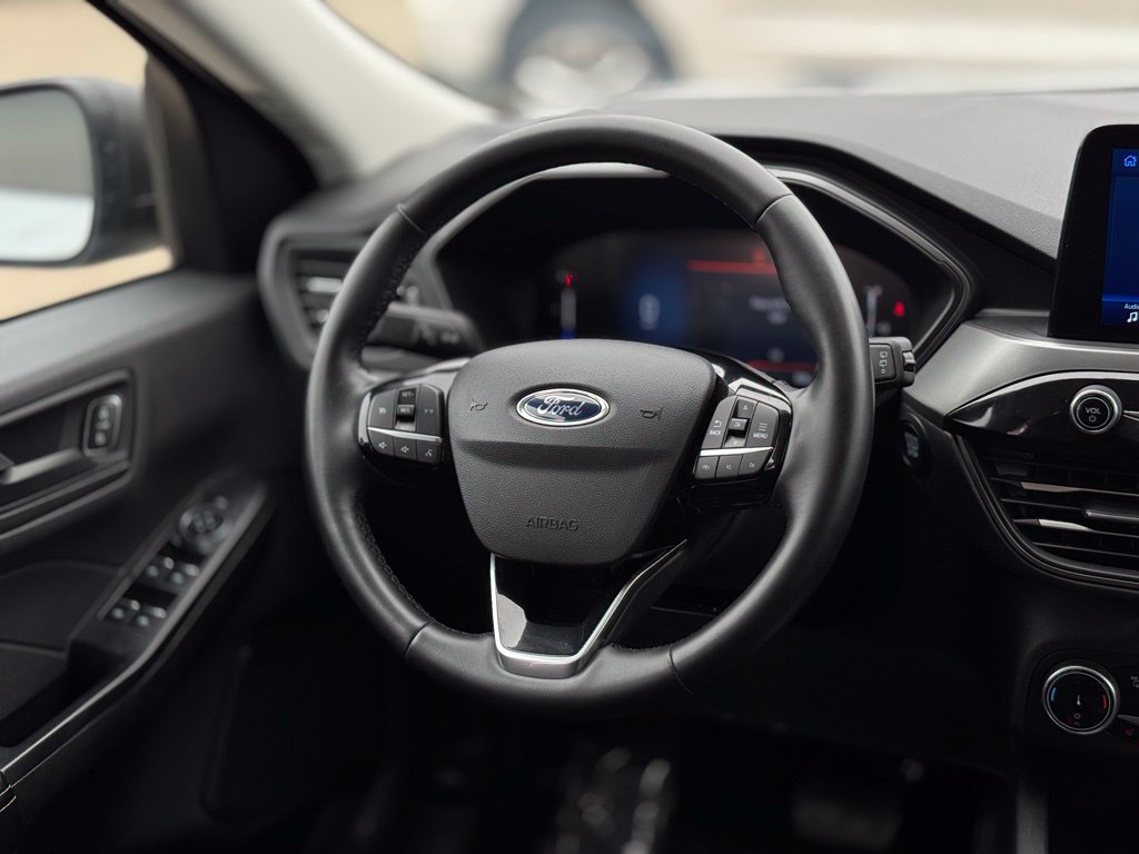 Certified 2024 Ford Escape Active AWD/4WD image 18