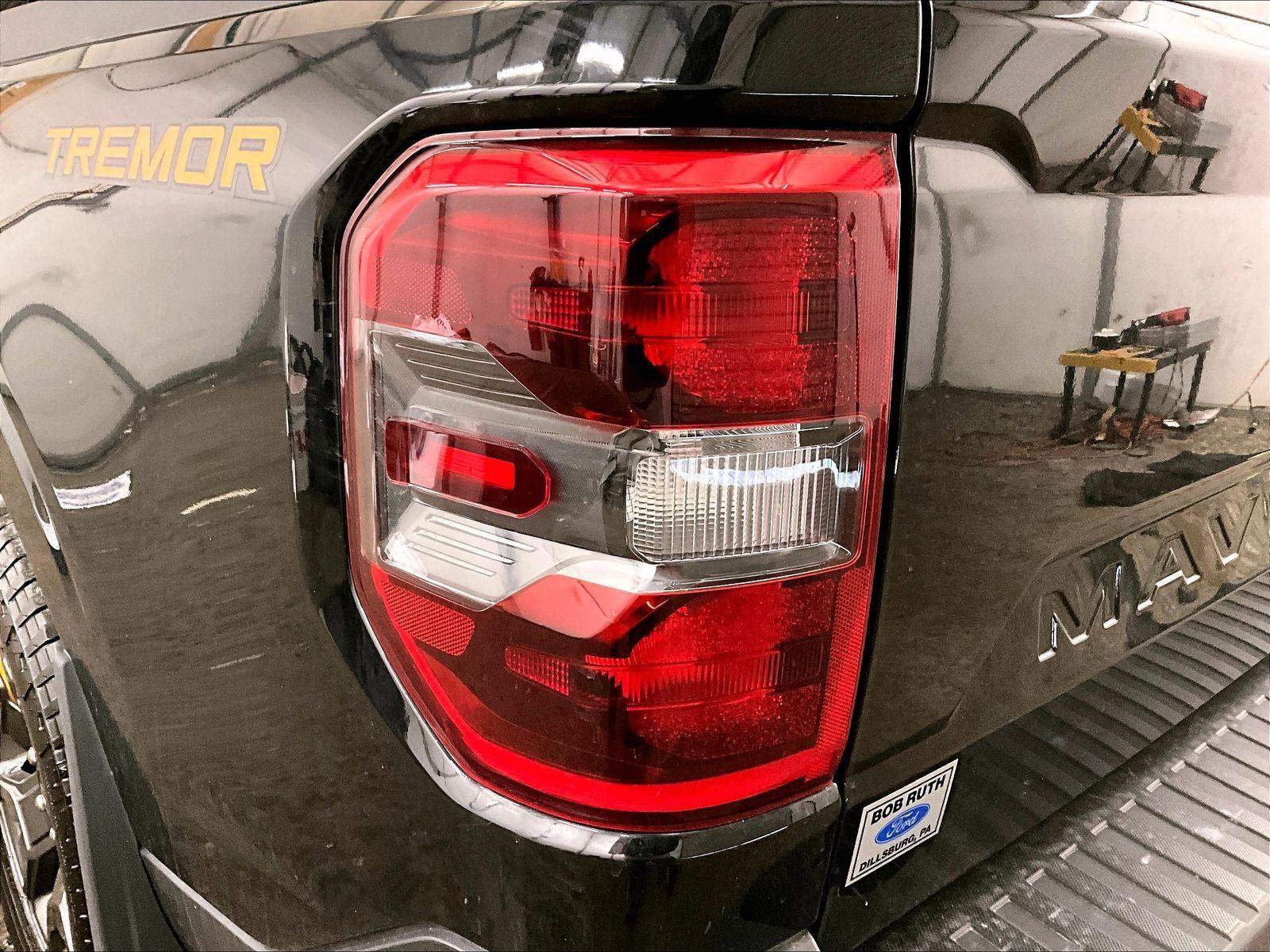 Certified 2024 Ford Maverick Tremor w/ Tremor Off-Road Package AWD/4WD image 28