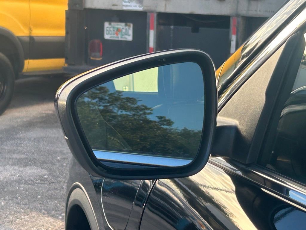 Certified 2024 Ford Escape SE w/ PHEV Premium Package image 19