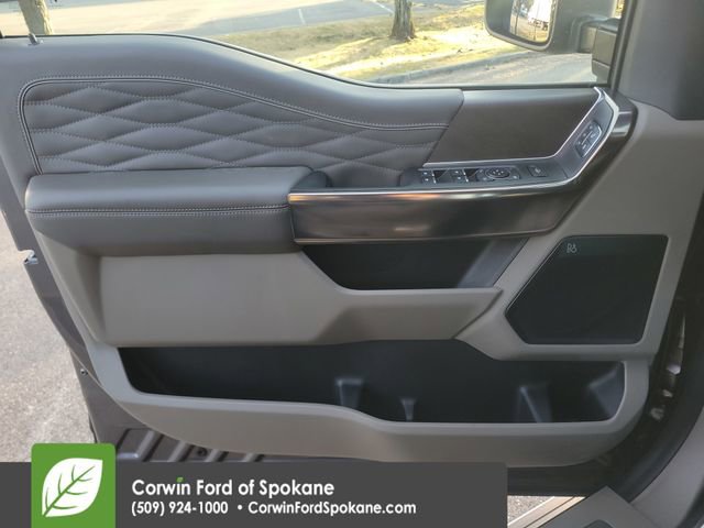 Certified 2025 Ford F450 Platinum w/ Platinum Plus Package image 24