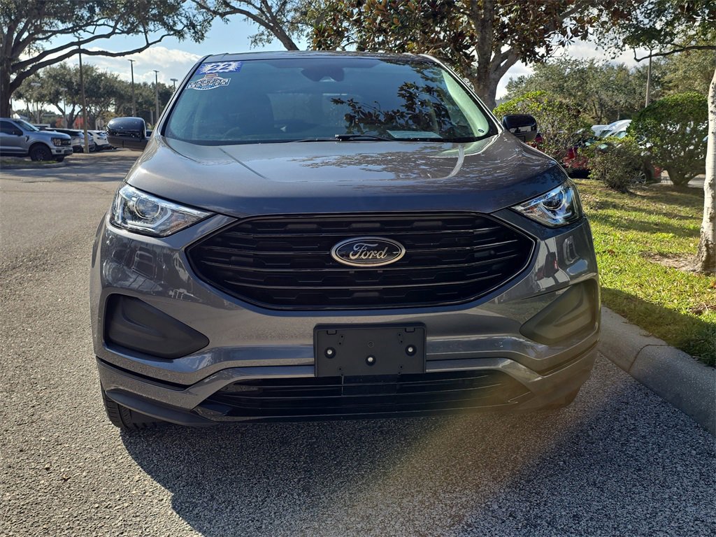 Certified 2022 Ford Edge SE w/ Black Appearance Package image 5