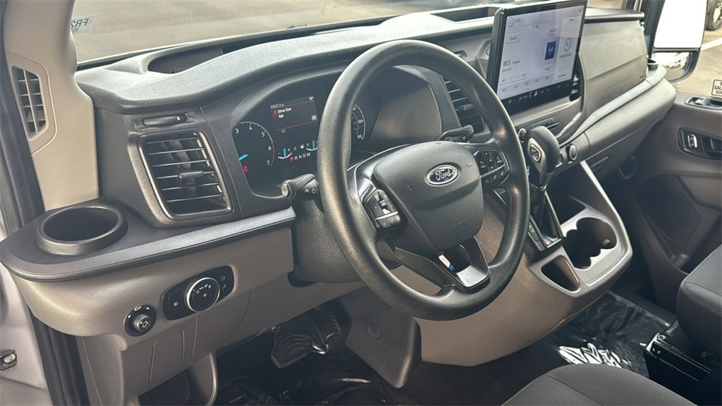 Certified 2022 Ford Transit 350 XLT image 21