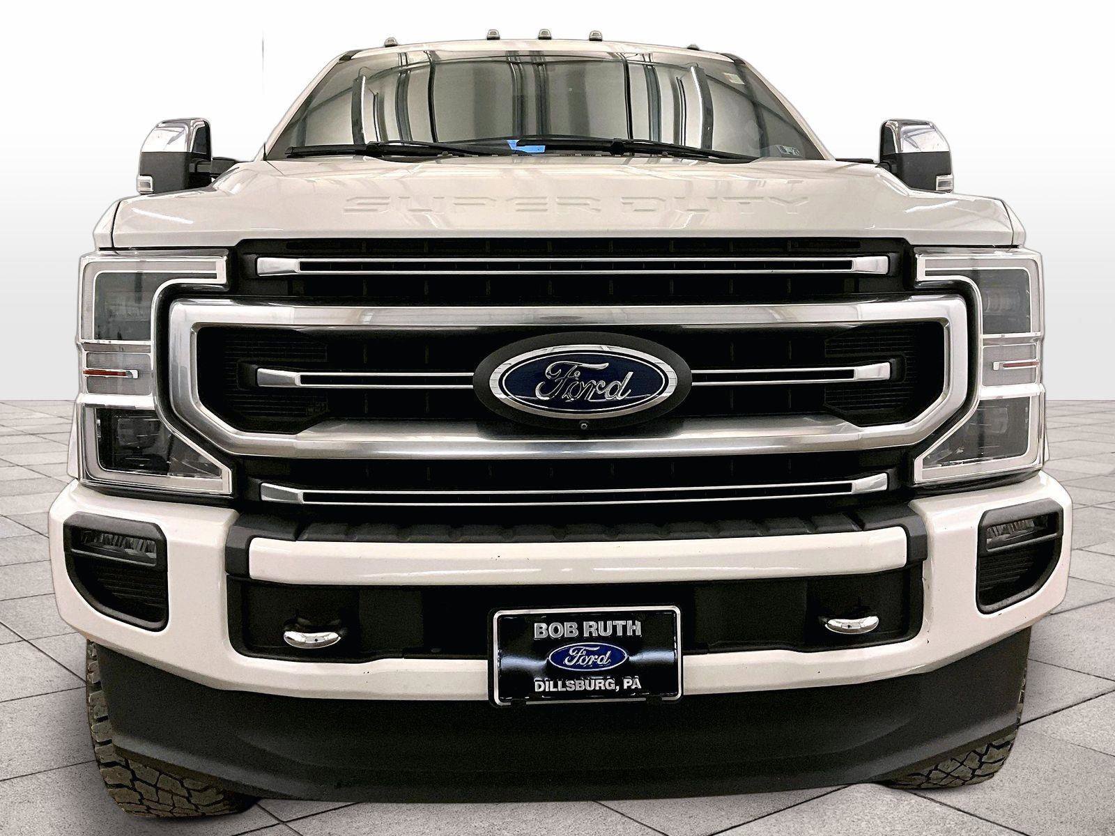 Certified 2020 Ford F250 Platinum w/ FX4 Off-Road Package AWD/4WD image 3