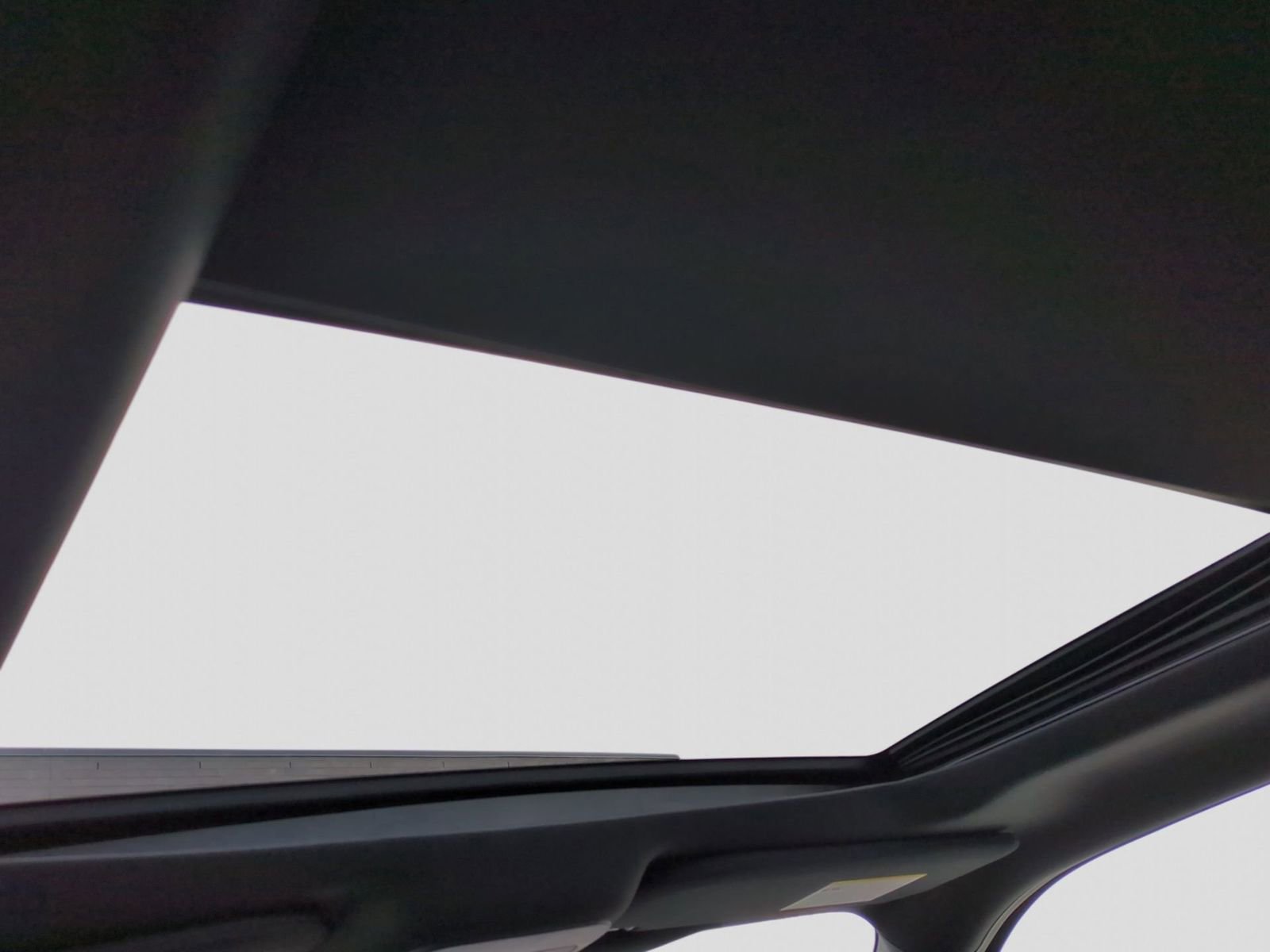 Certified 2023 Ford F150 Lariat w/ Equipment Group 502A High image 23