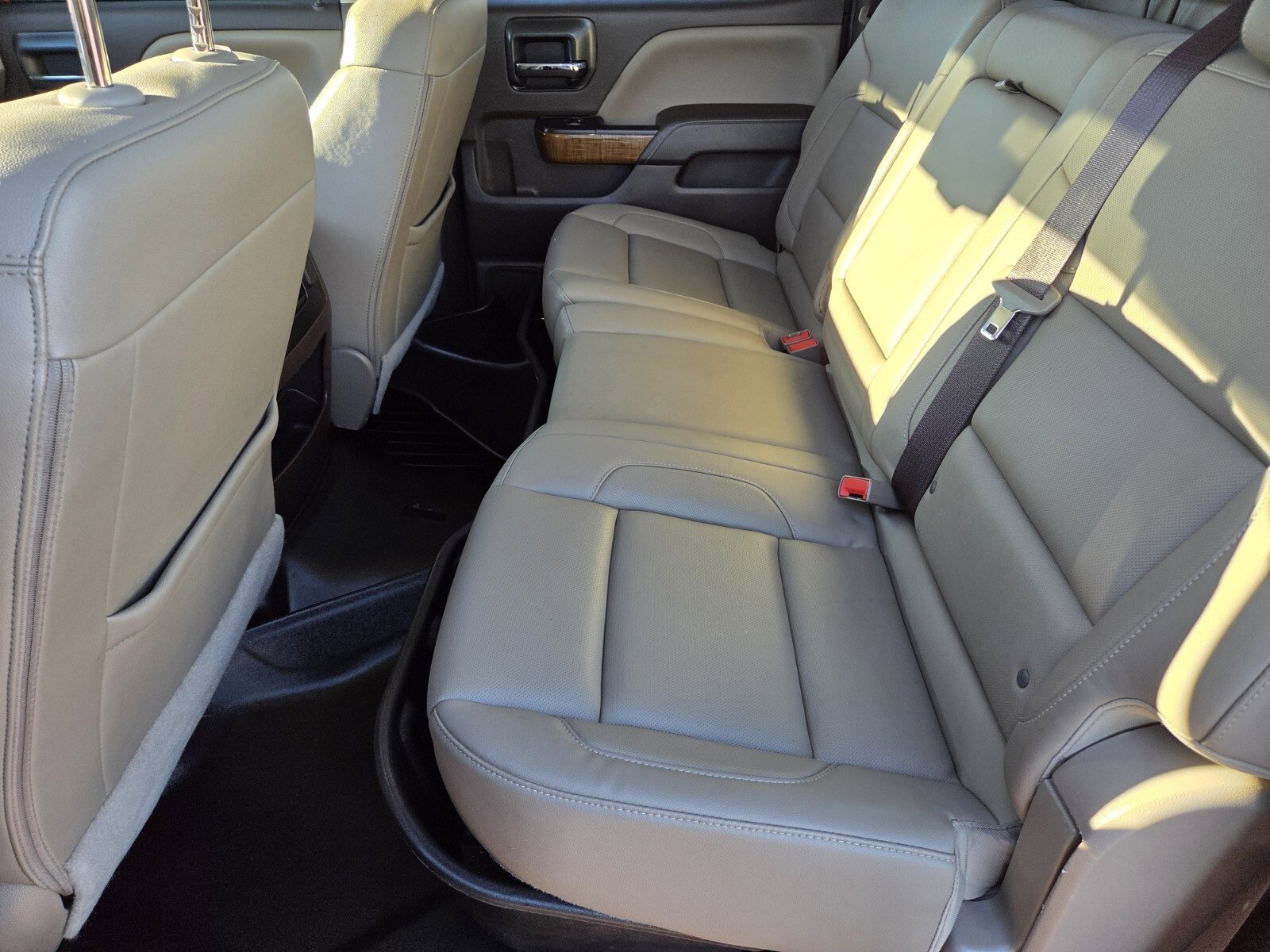 Used 2018 GMC Sierra 1500 SLT image 12