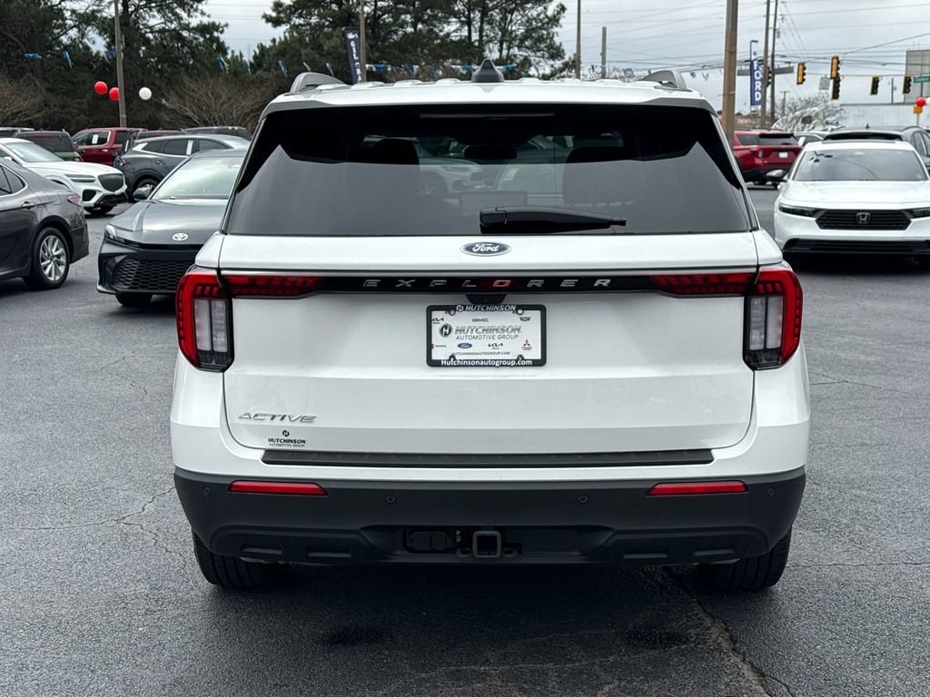 Certified 2026 Ford Explorer Active RWD image 6