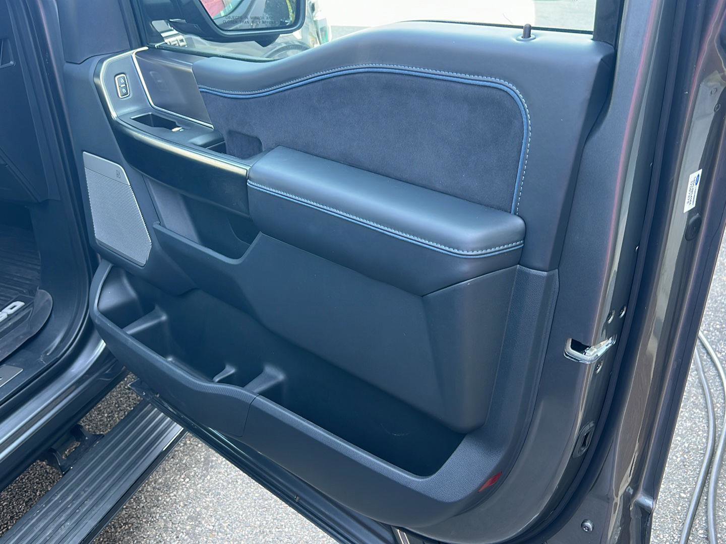 Certified 2024 Ford F150 Platinum w/ FX4 Off-Road Package image 15