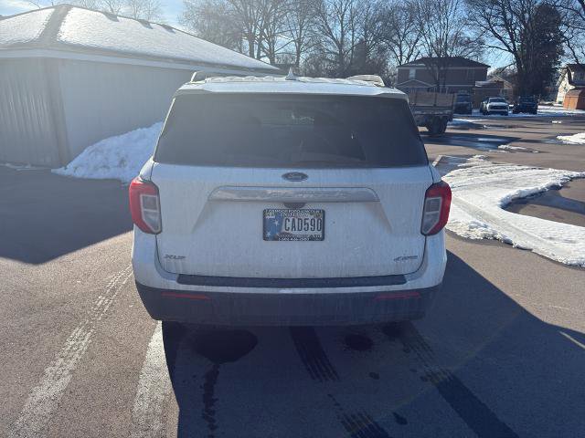 Certified 2022 Ford Explorer XLT image 4