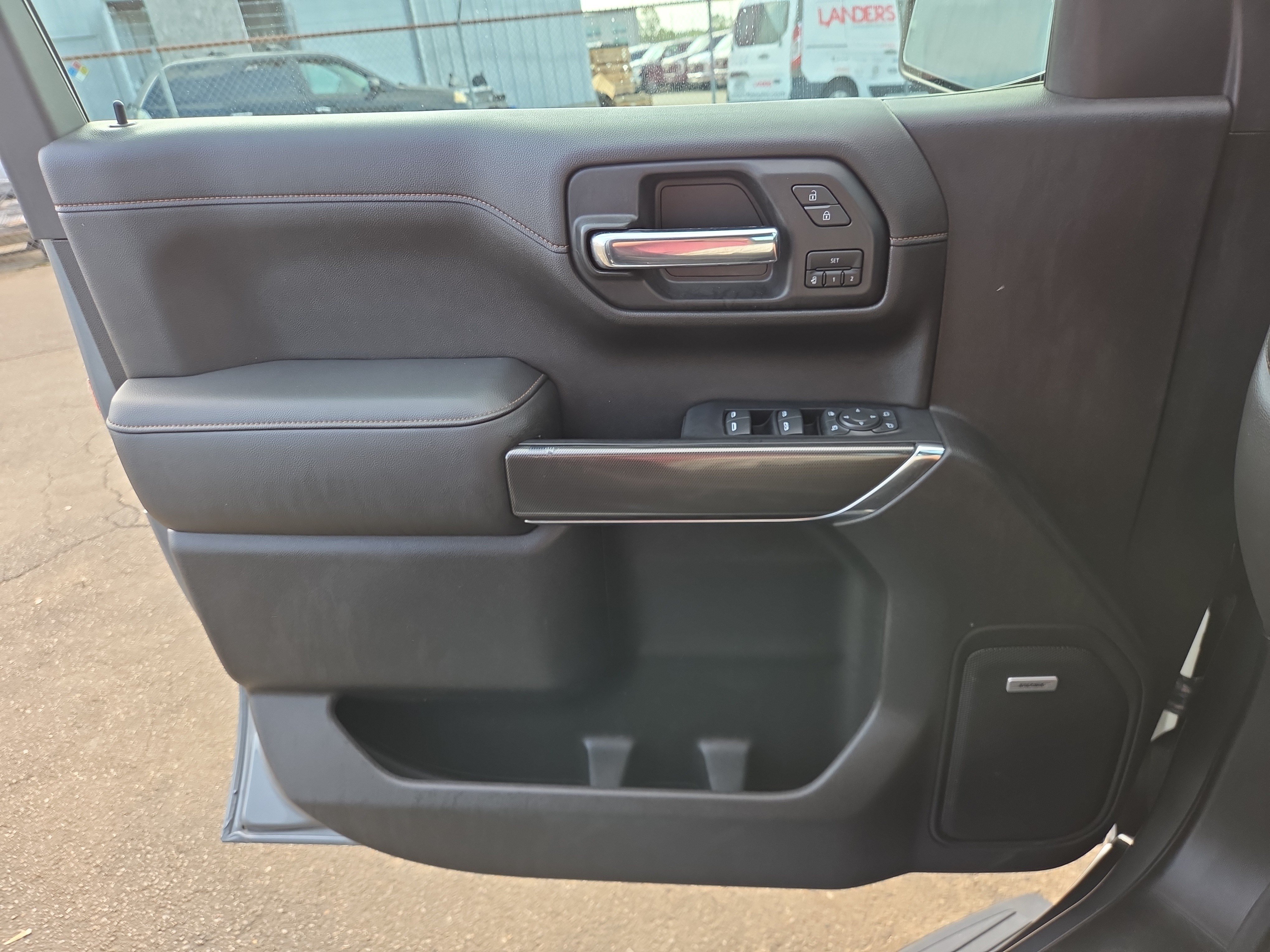 Used 2020 GMC Sierra 1500 AT4 w/ AT4 Premium Package AWD/4WD image 18