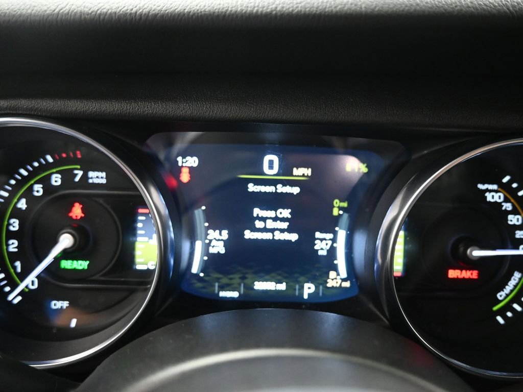 Used 2023 Jeep Wrangler Unlimited Sahara image 14