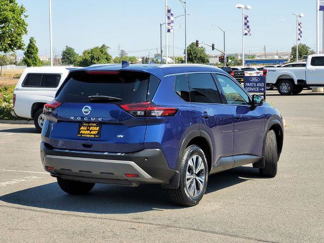 Used 2021 Nissan Rogue SV w/ Premium Package FWD image 4