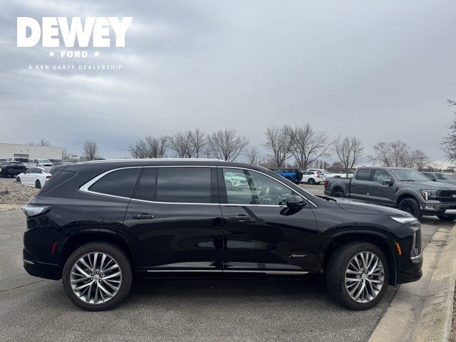Used 2025 Buick Enclave Avenir w/ Trailering Package, 5000 lbs. image 6