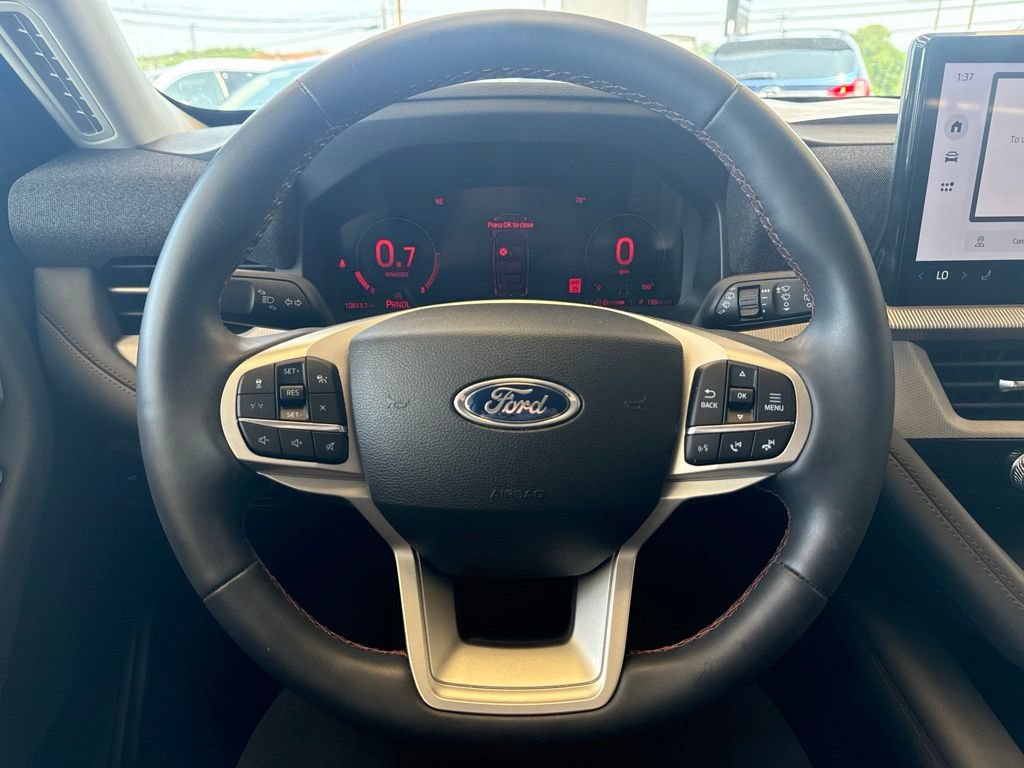Certified 2025 Ford Explorer Active AWD/4WD image 19