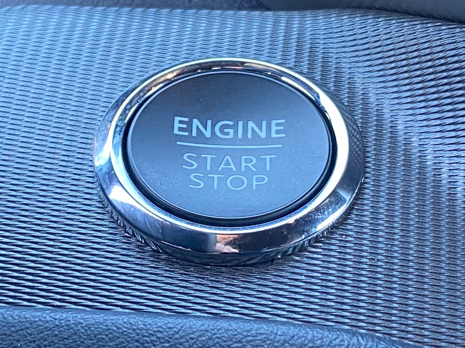 Certified 2025 Ford Explorer ST-Line image 18