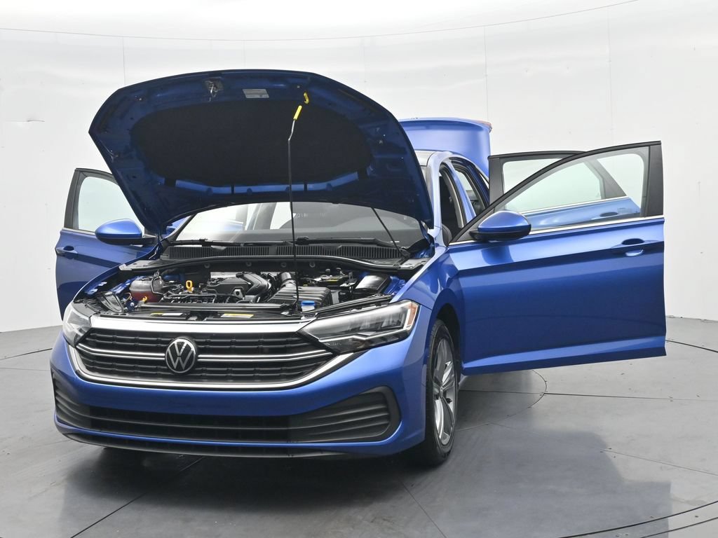 Used 2024 Volkswagen Jetta SE FWD image 49