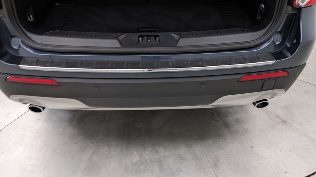 Certified 2024 Ford Explorer Limited w/ Equipment Group 301A AWD/4WD image 7