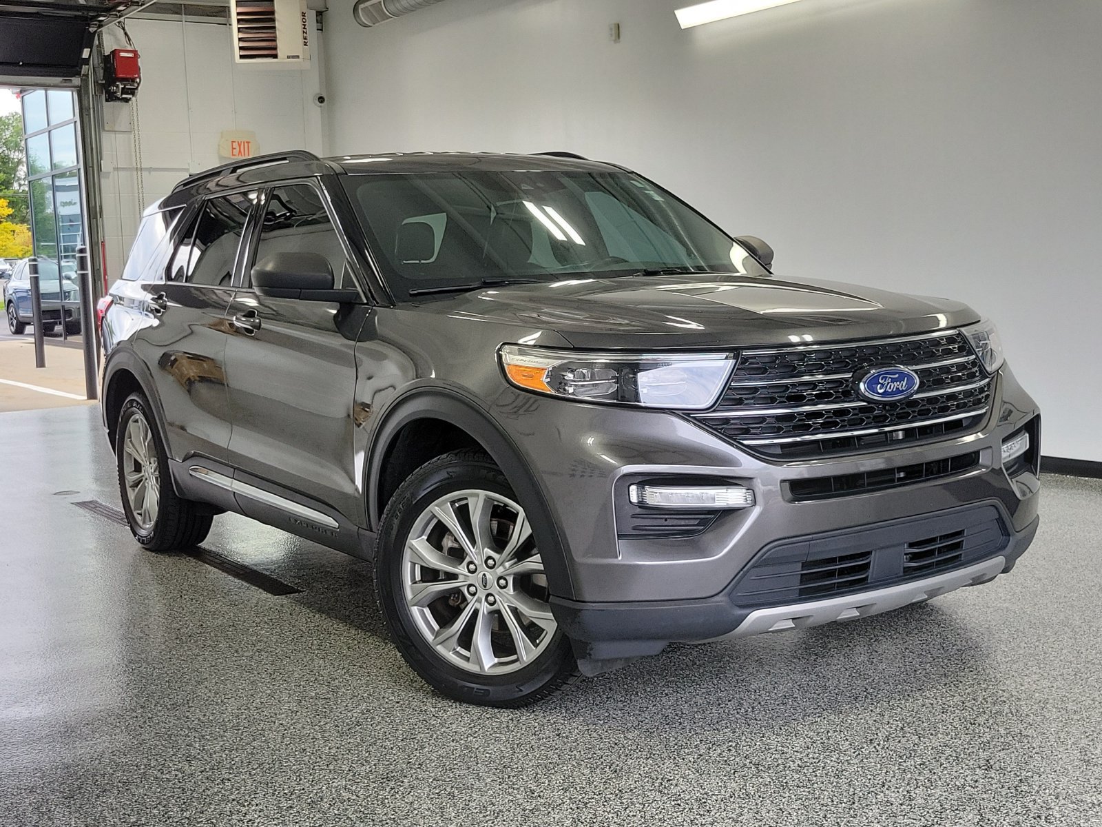 Certified 2020 Ford Explorer XLT w/ Equipment Group 202A AWD/4WD 360° Tour