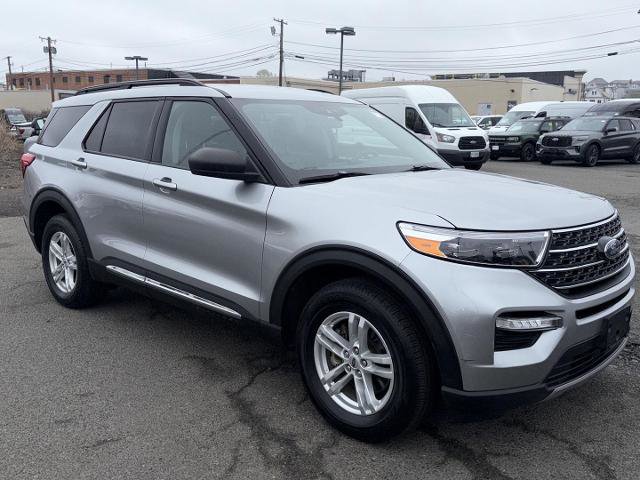 Certified 2021 Ford Explorer XLT w/ Equipment Group 202A AWD/4WD image 5