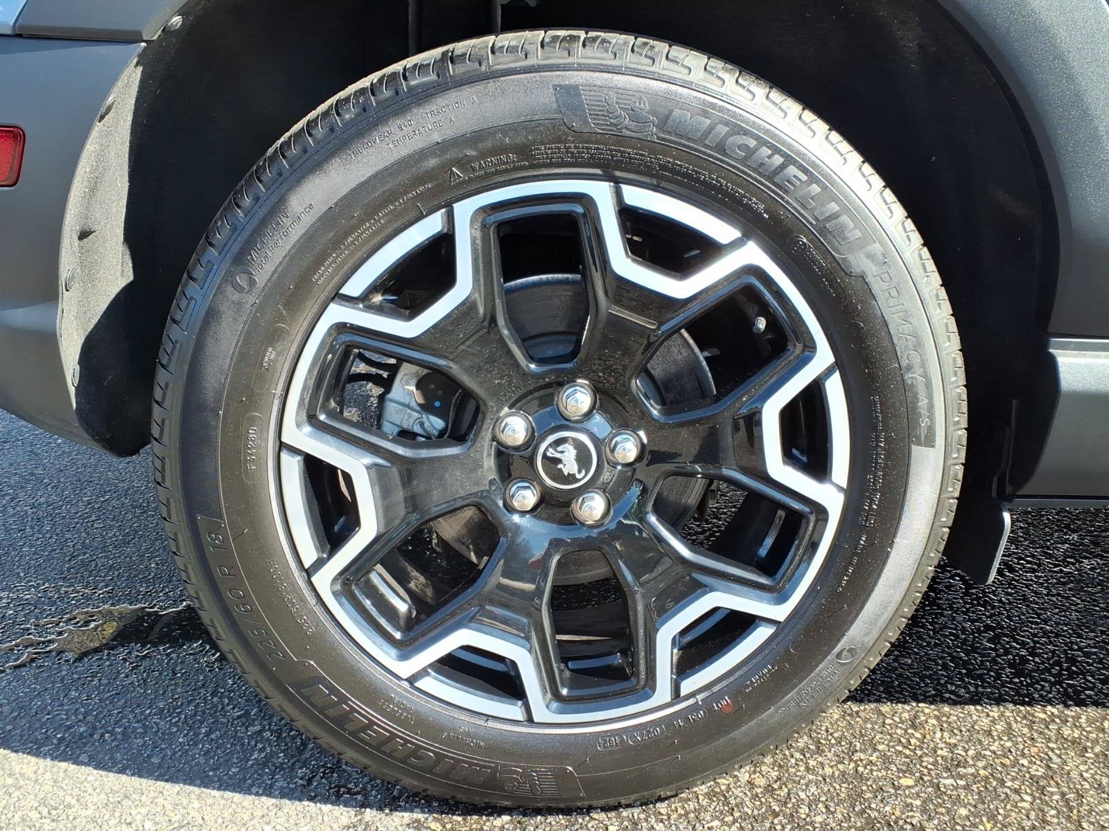 Certified 2025 Ford Bronco Sport Outer Banks w/ Outer Banks Tech Package+ AWD/4WD image 10
