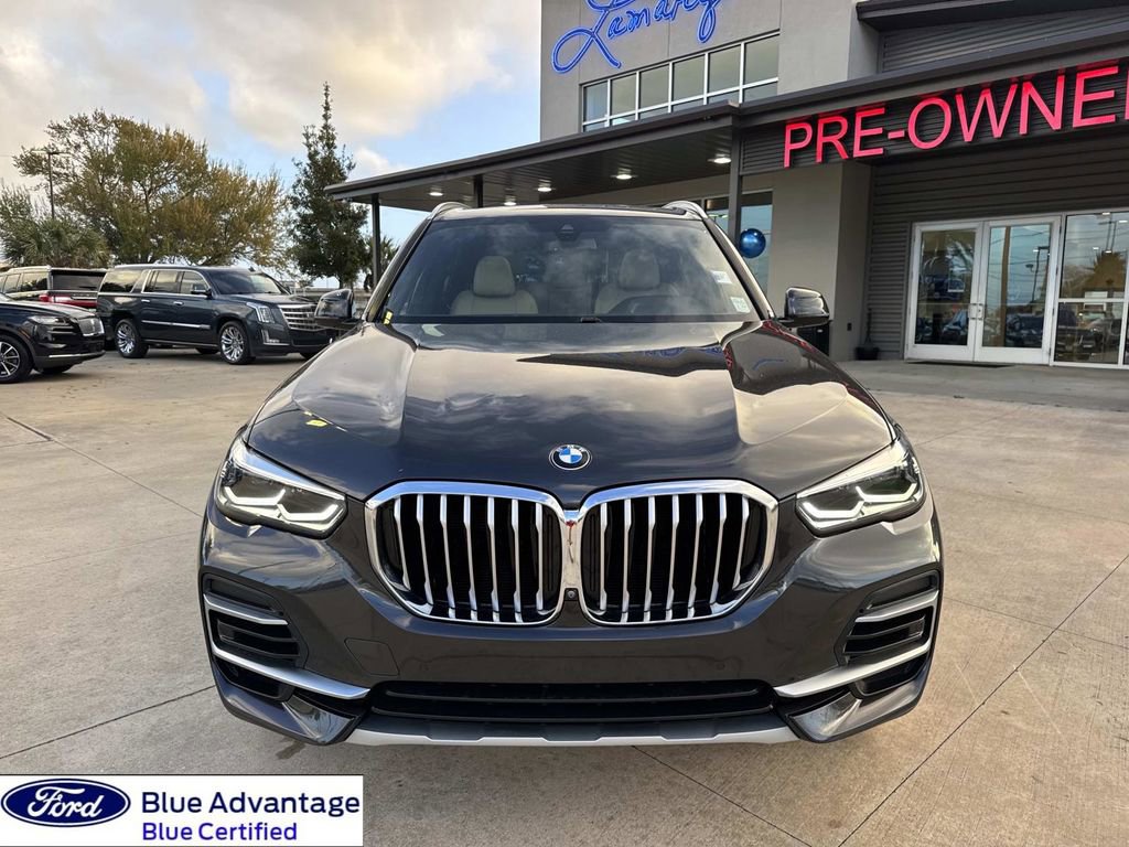 Used 2022 BMW X5 sDrive40i w/ Parking Assistance Package image 4