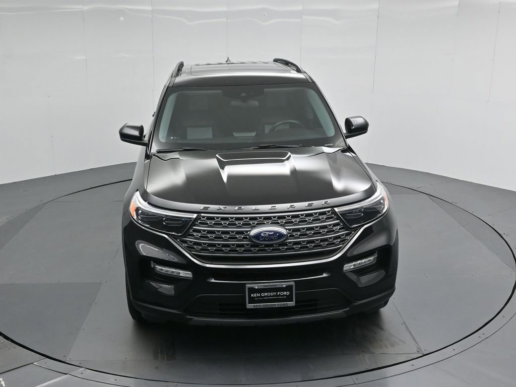 Certified 2023 Ford Explorer XLT w/ Equipment Group 202A image 44