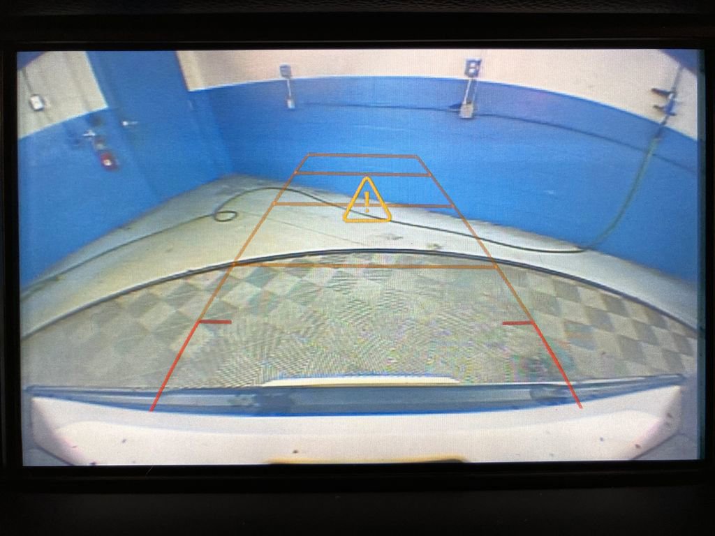 Used 2020 GMC Yukon Denali w/ Denali Premium Package image 25