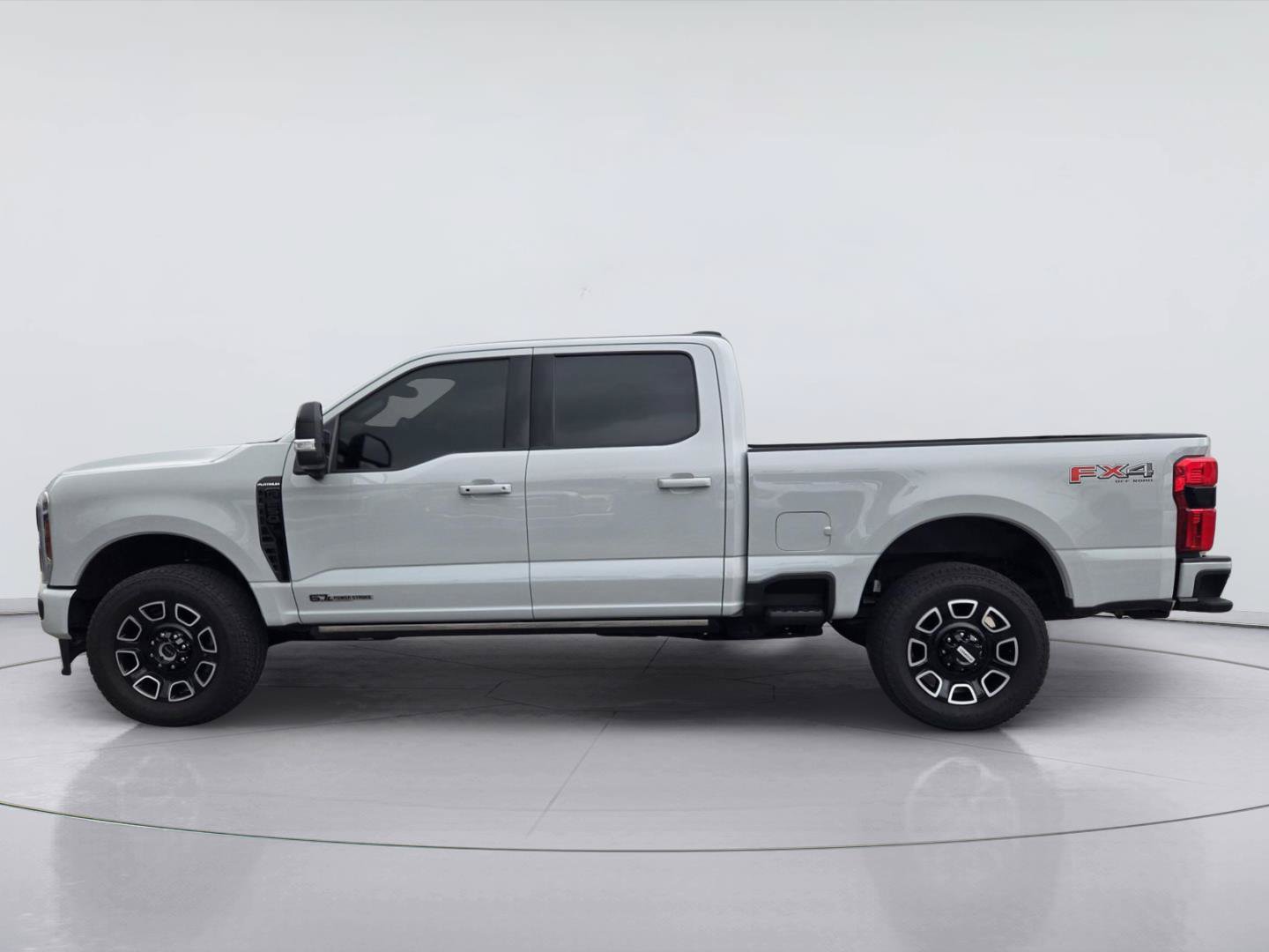 Certified 2025 Ford F250 Platinum AWD/4WD image 5