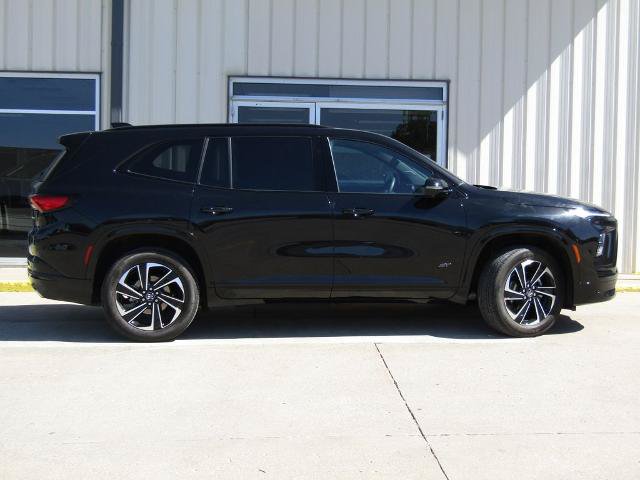 Used 2025 Buick Enclave Sport Touring AWD/4WD image 2