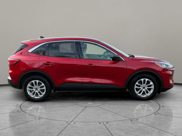 Certified 2022 Ford Escape SE FWD image 11