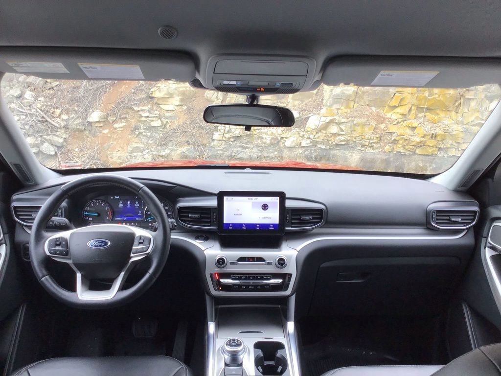 Certified 2024 Ford Explorer XLT w/ Equipment Group 202A image 11