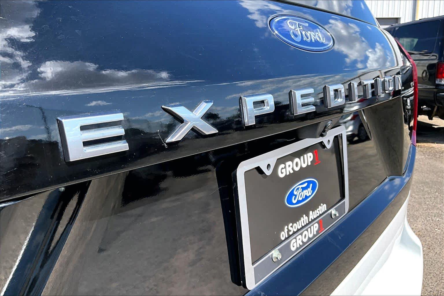 Certified 2025 Ford Expedition Active RWD image 11