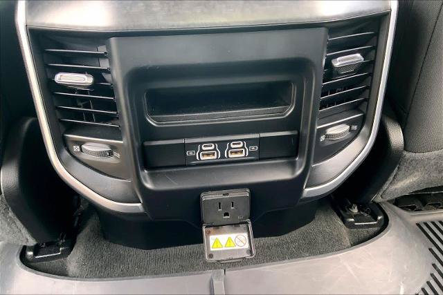 Used 2022 RAM 1500 Big Horn AWD/4WD image 32