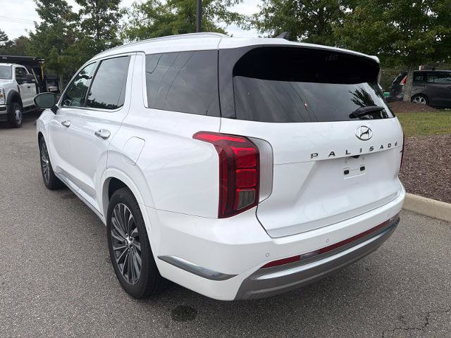 Used 2024 Hyundai Palisade Calligraphy AWD/4WD image 3