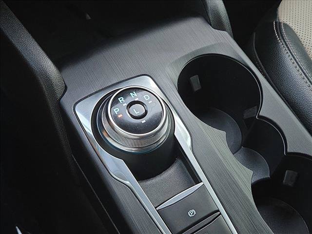 Certified 2022 Ford Escape Titanium w/ Titanium Premium Package FWD image 12