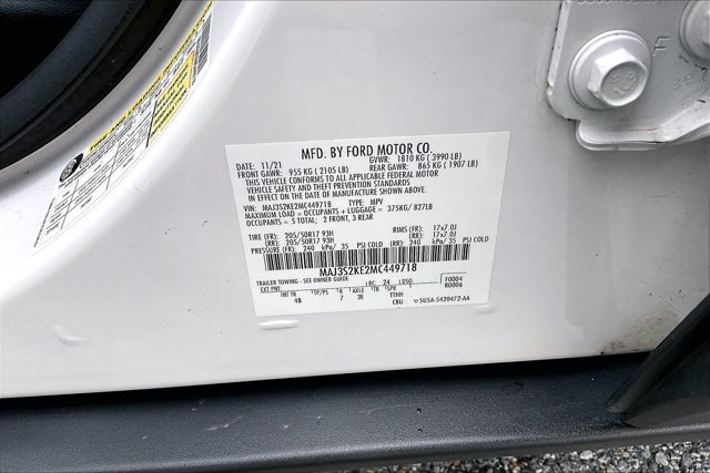 Certified 2021 Ford EcoSport Titanium w/ Interior Protection Package FWD image 32