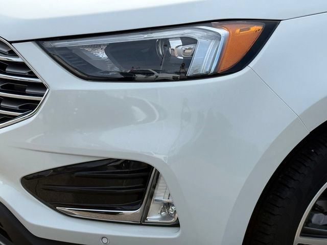Certified 2024 Ford Edge Titanium AWD/4WD image 26
