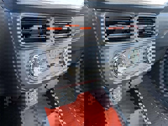 Certified 2023 Ford Maverick XLT image 28