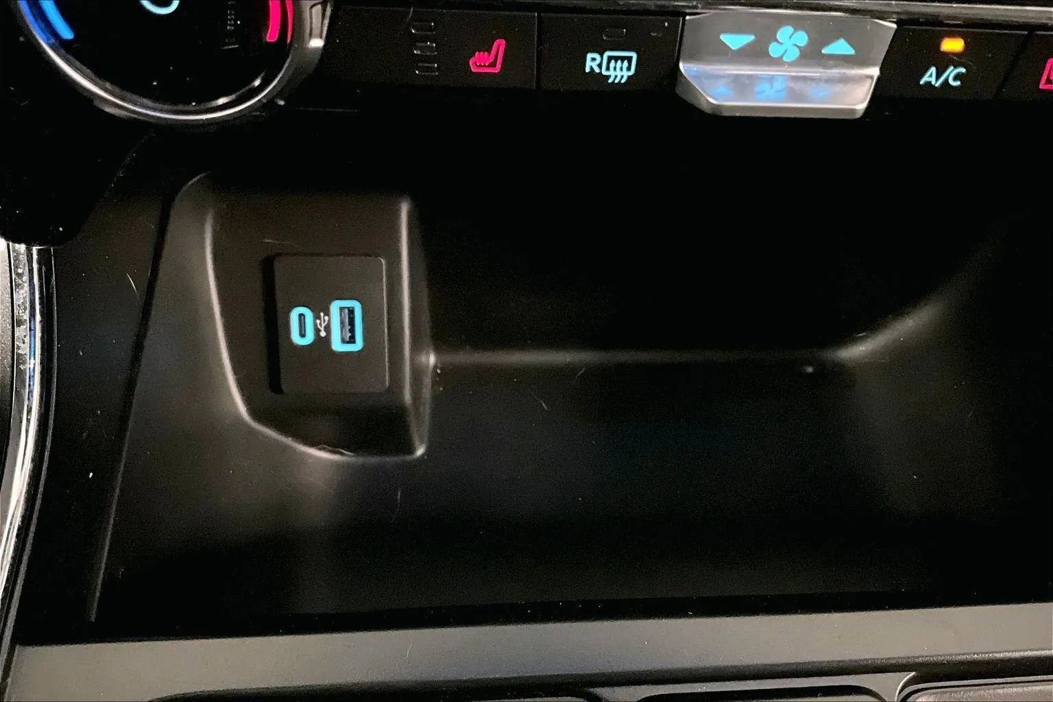 Certified 2023 Ford F150 XLT w/ Equipment Group 302A High image 31