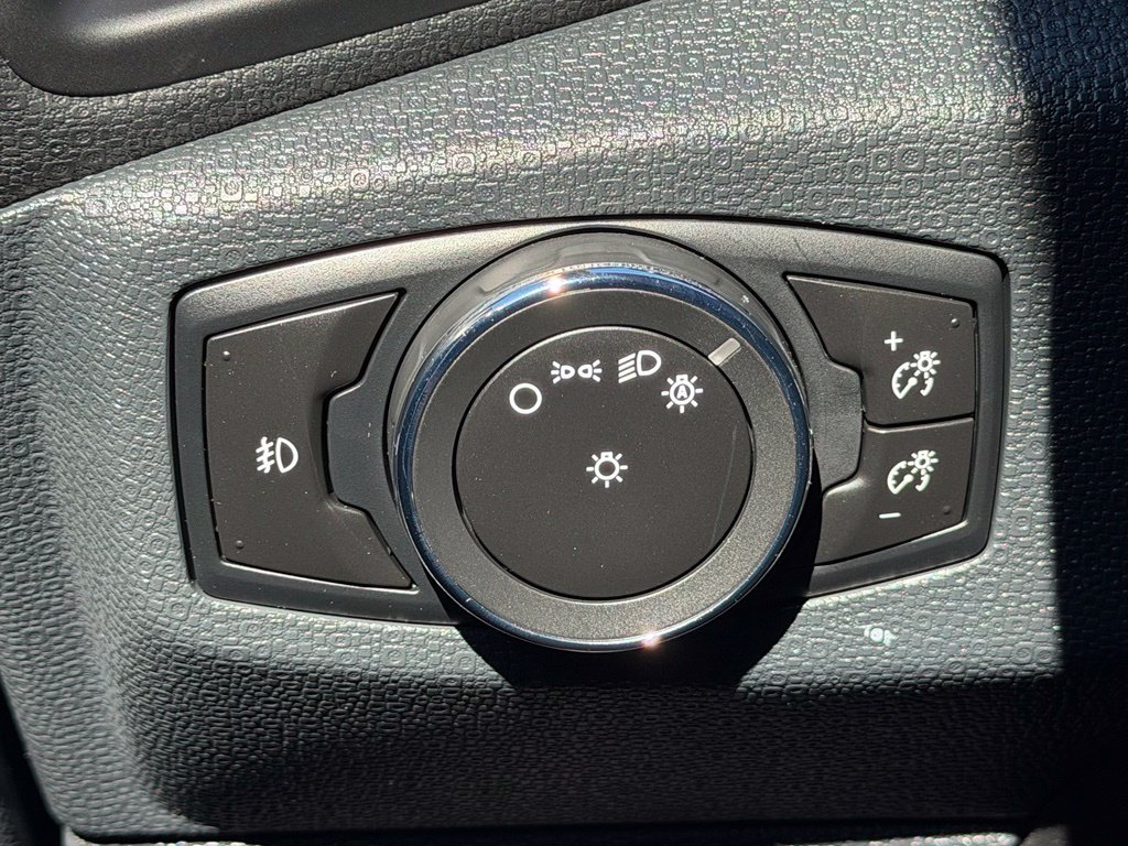 Certified 2020 Ford EcoSport SE FWD image 32