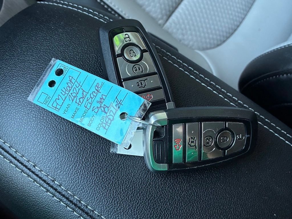 Certified 2024 Ford Escape SE FWD image 57