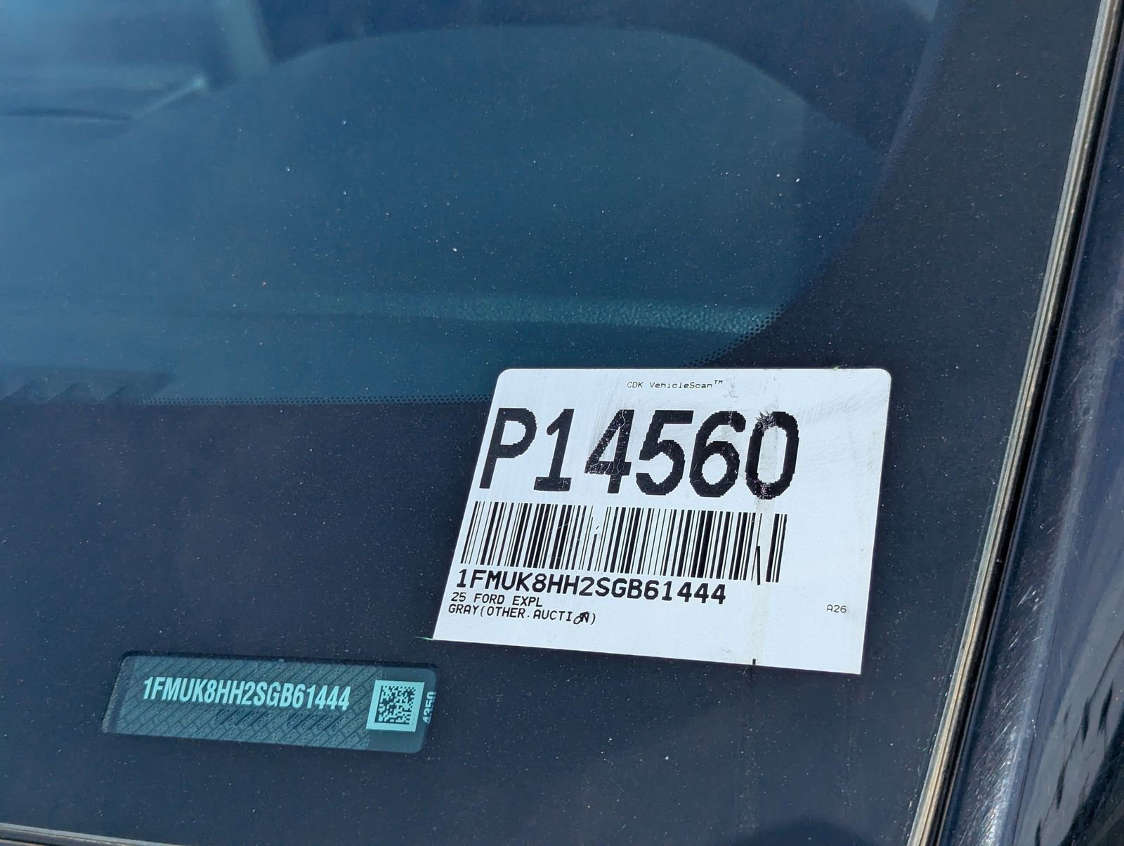 Certified 2025 Ford Explorer Platinum w/ LUX Leather Package image 30