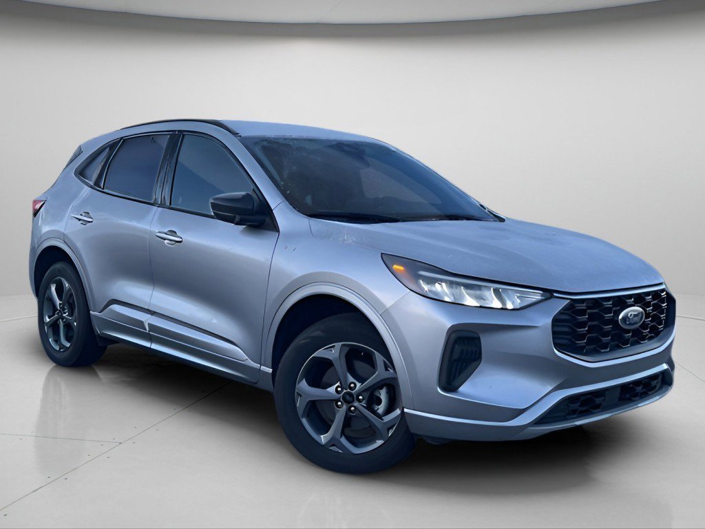 Certified 2023 Ford Escape ST-Line image 2