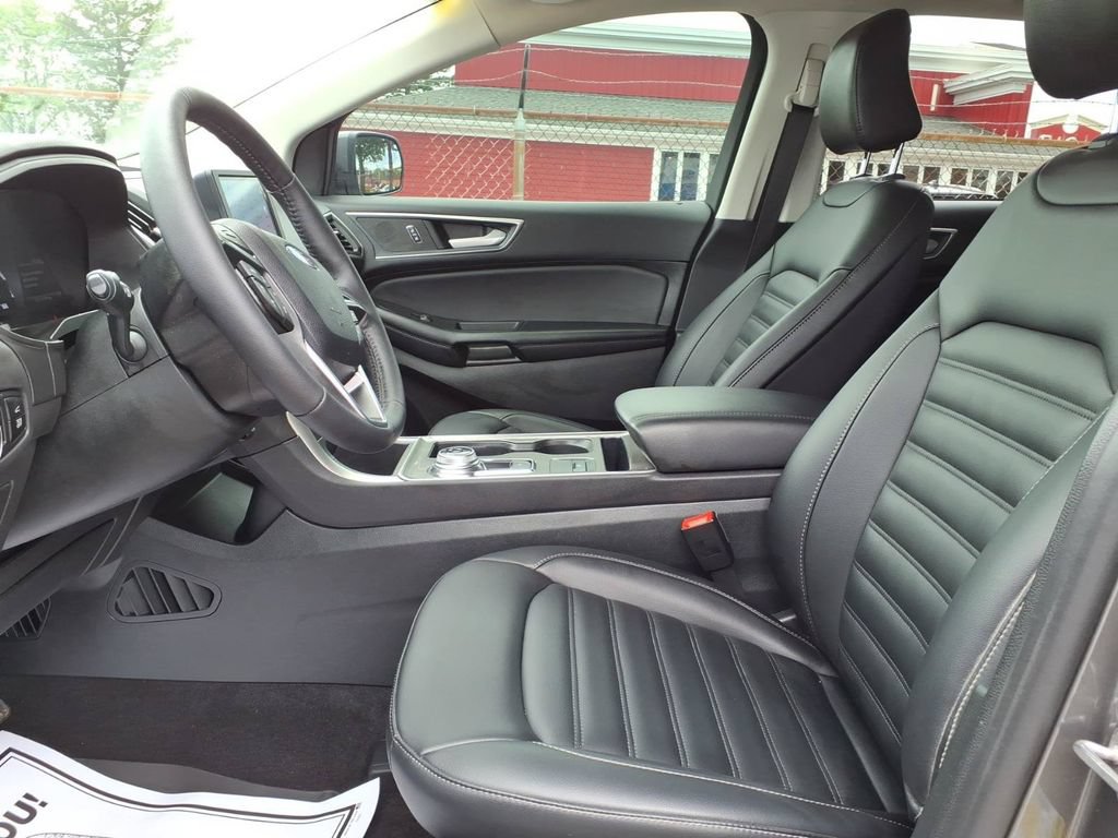 Certified 2024 Ford Edge SEL w/ Convenience Package AWD/4WD image 14