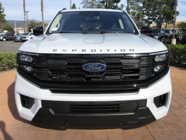 Certified 2025 Ford Expedition Active RWD image 7