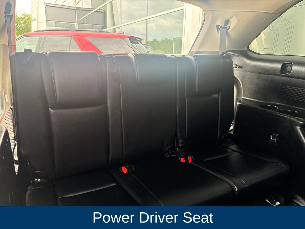 Used 2019 Toyota Highlander XLE AWD/4WD image 17