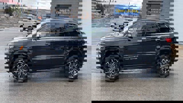 Used 2020 Jeep Grand Cherokee Limited image 6