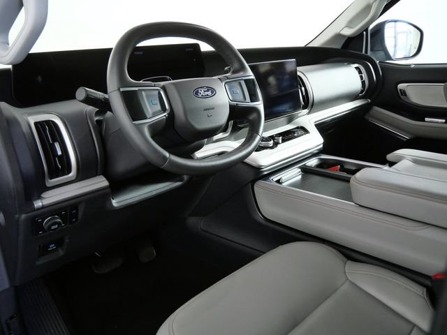 Certified 2025 Ford Expedition Max Active AWD/4WD image 16