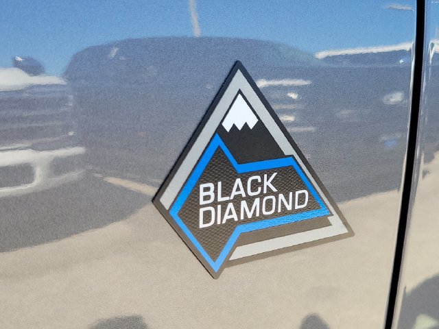 Certified 2024 Ford Bronco Black Diamond AWD/4WD image 12