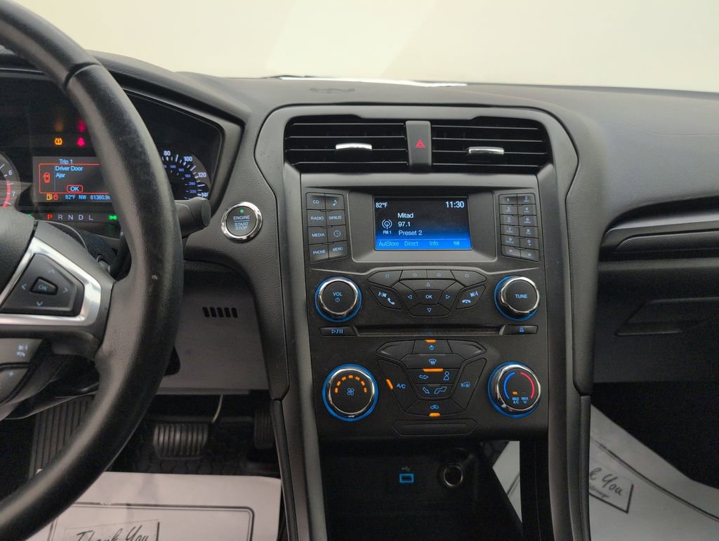 Certified 2018 Ford Fusion SE w/ Equipment Group 201A FWD image 17