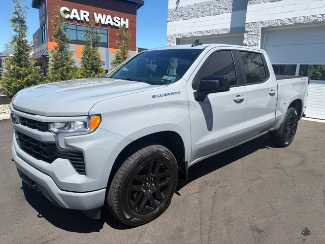 Used 2024 Chevrolet Silverado 1500 RST AWD/4WD image 2